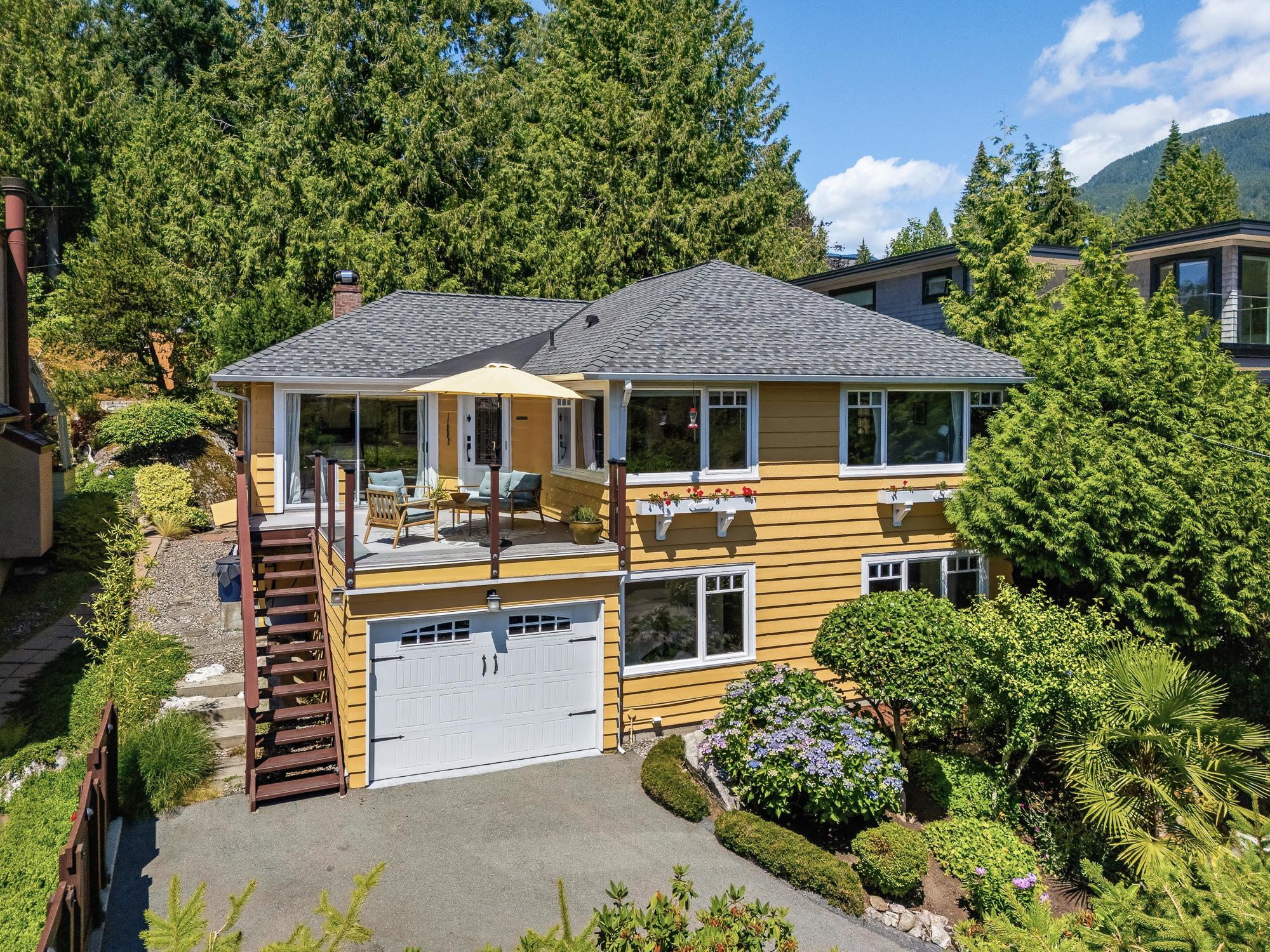 6577 Marine Drive